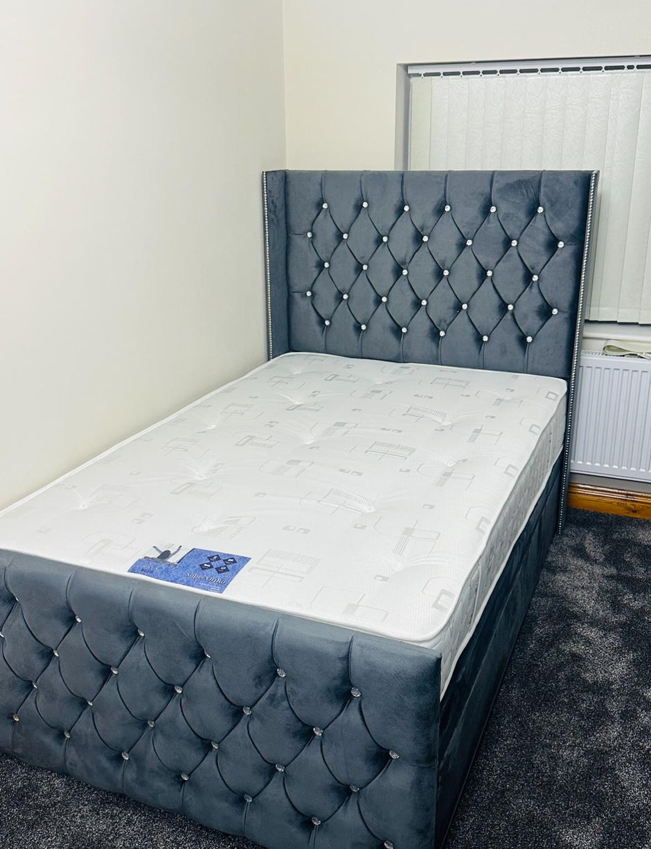 Chesterfield With Foot
